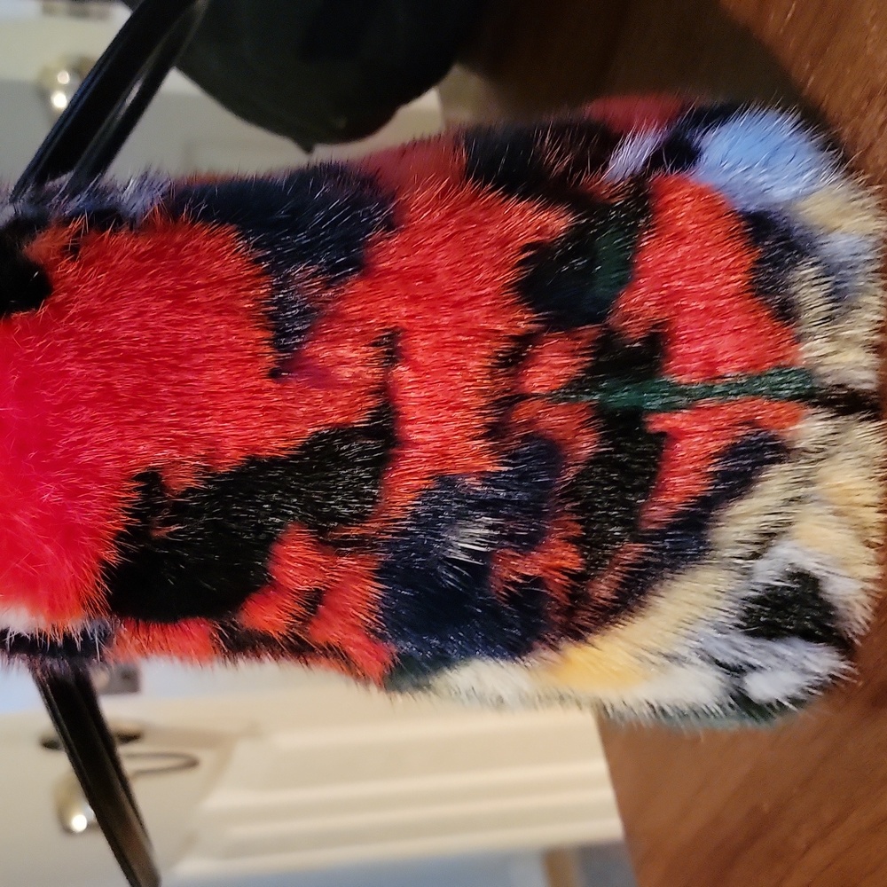 Limited Edition NAMSA LEUBA Dior Art Red and Black Mink Fur Handbag - Picture 13 of 16
